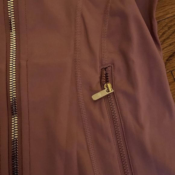 lululemon athletica Mauve Utility Jacket - Picture 3 of 5